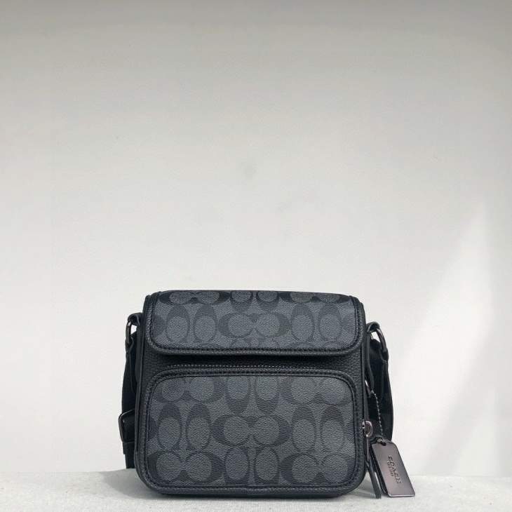 Picture of Coach Mens Bags _SKUfw160730417fw